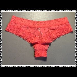 ❤️Floral Lace Cheeky Panty ❤️